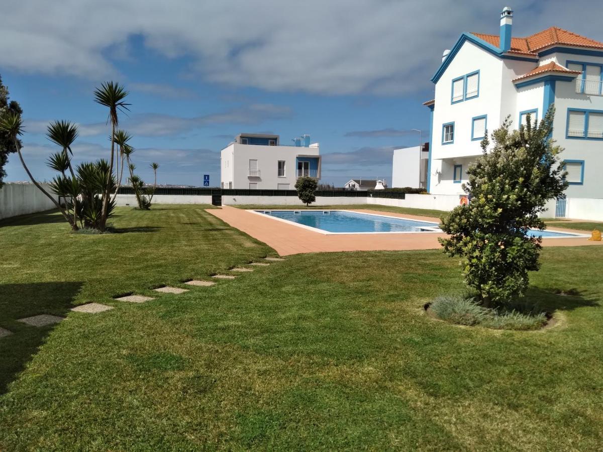 Palmeiras Apartement - T1 Com Piscina Baleal Kültér fotó