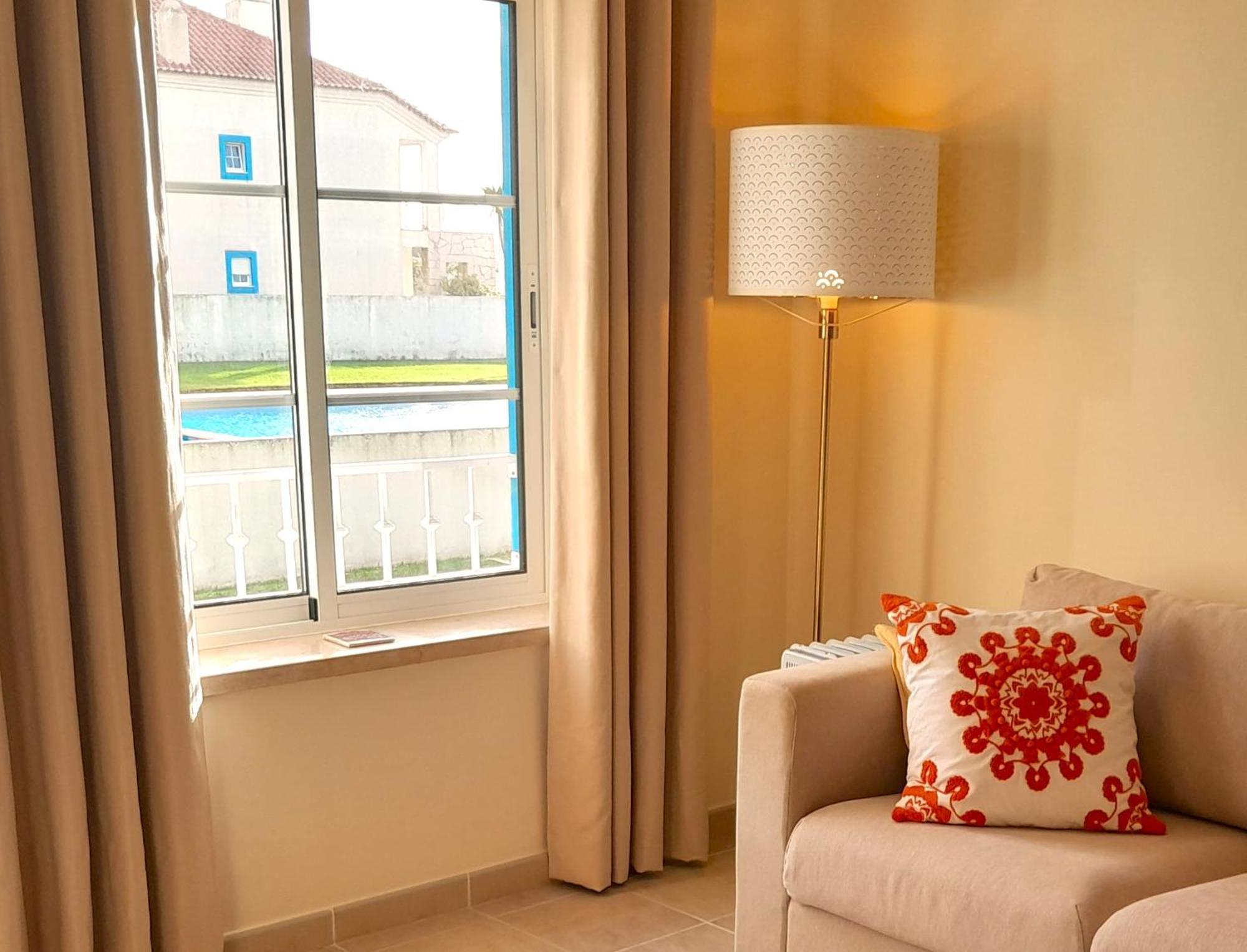 Palmeiras Apartement - T1 Com Piscina Baleal Kültér fotó